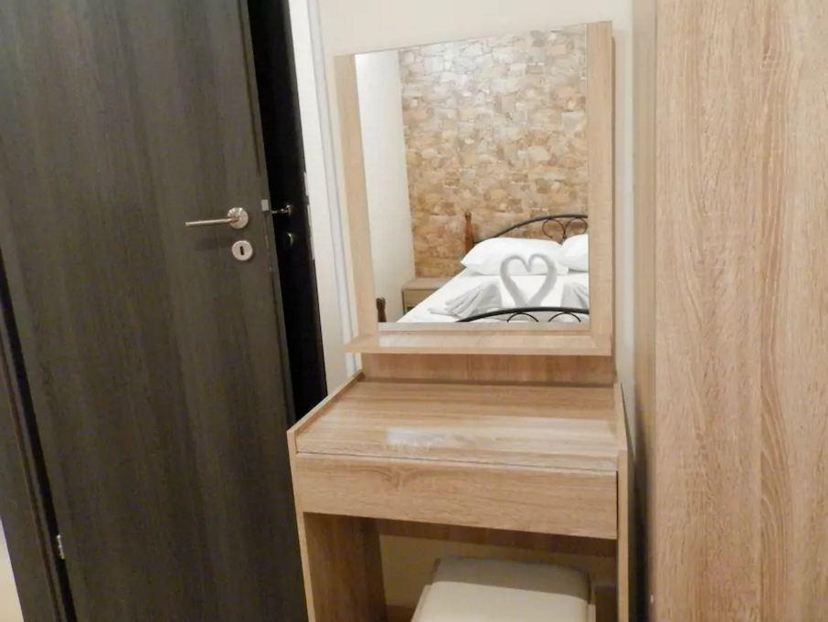 Agora Apartments Ground Floor Kíssamos Екстериор снимка